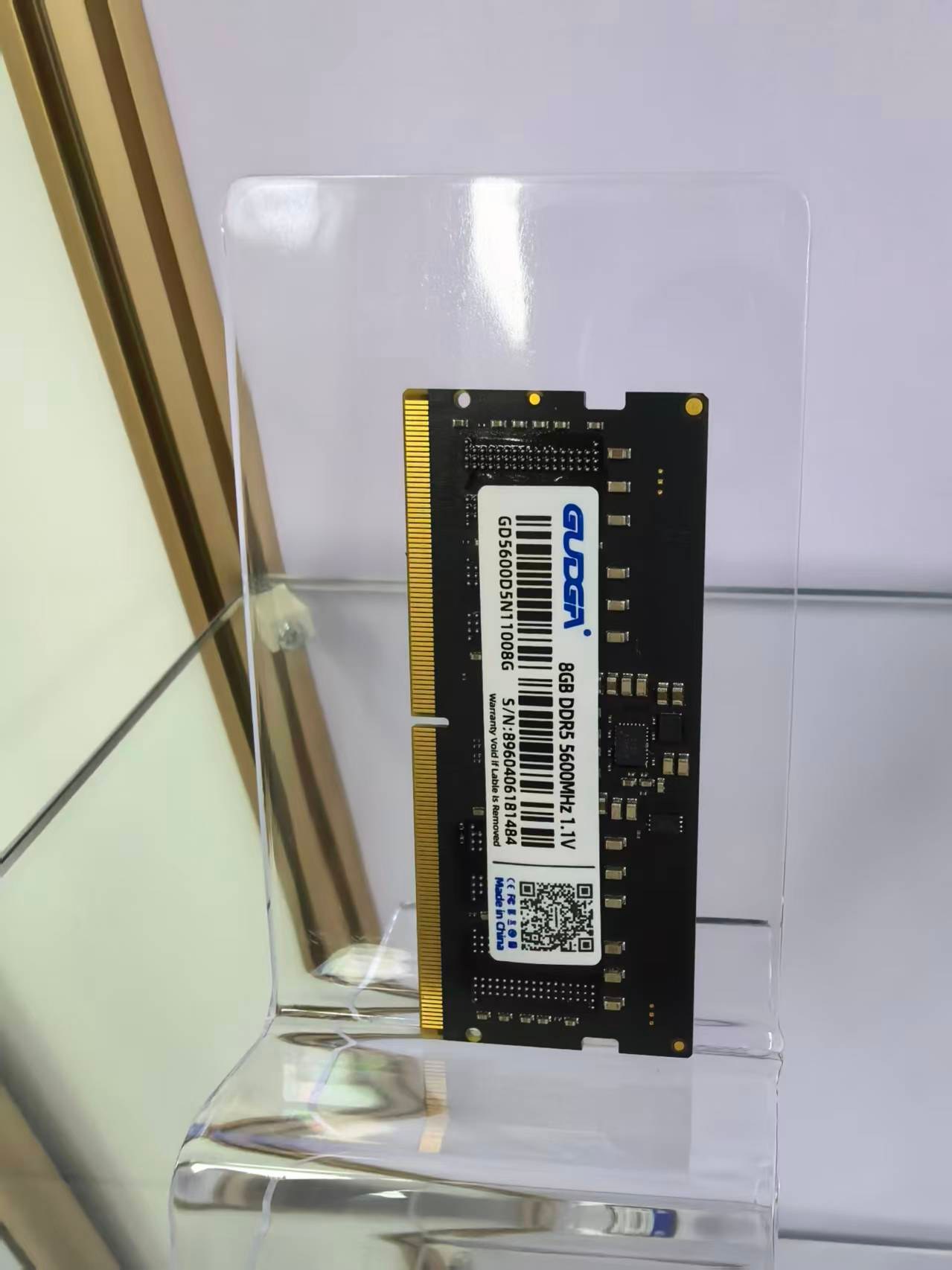 2026 年 7 月のストレージ市場は大きな乖離を示しました。SSD の価格は安定しましたが、DDR5 の価格は上昇を続け、新たな高値に達しました。